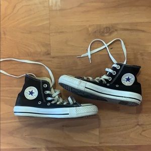 High top black and white converse
